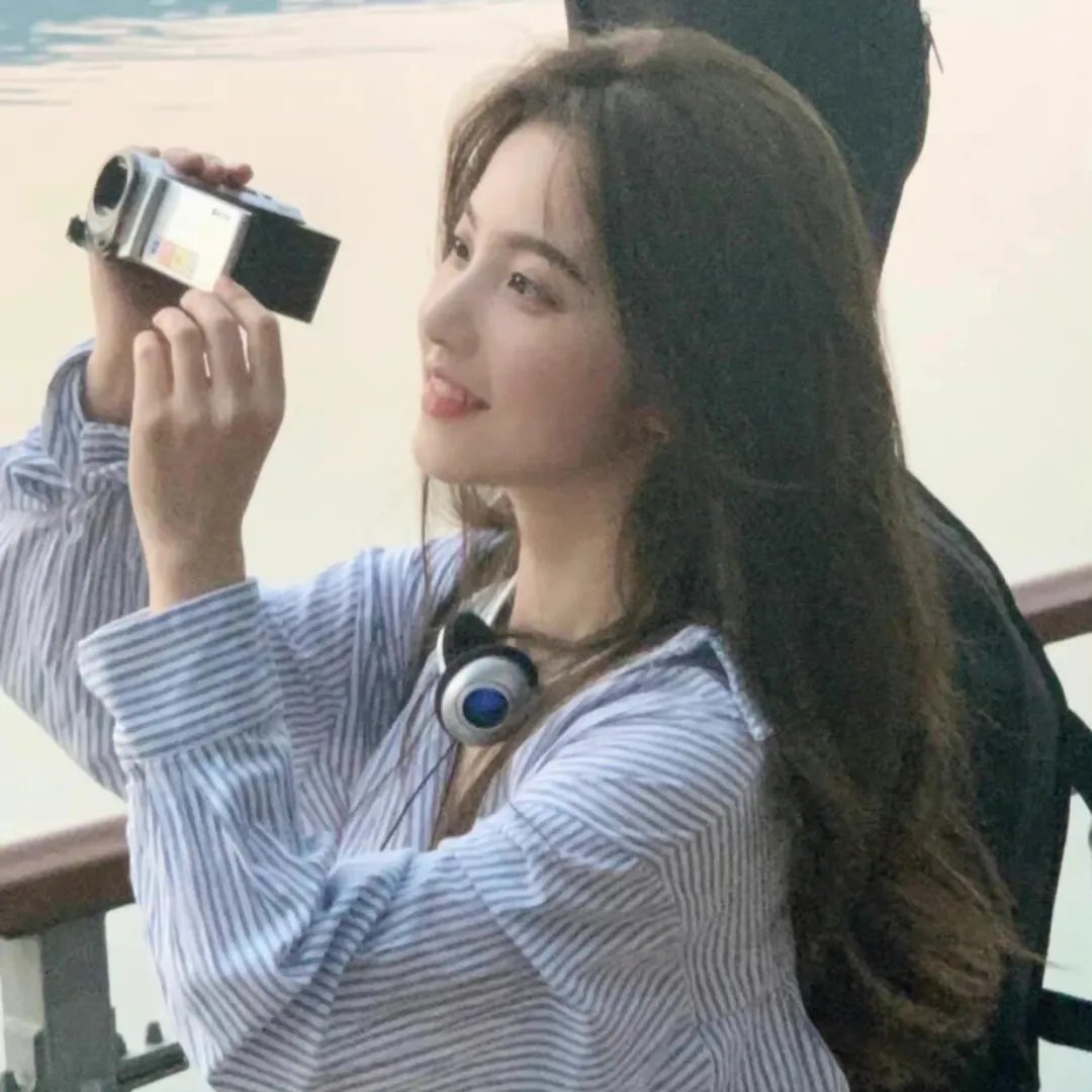 甜蜜的艾玛，亲爱的芭比